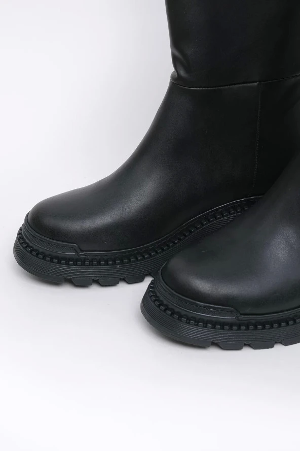 Capri Vegan Deri Termal Kauçuk Siyah Rengi Yarım Bot 45027 - Resim 6