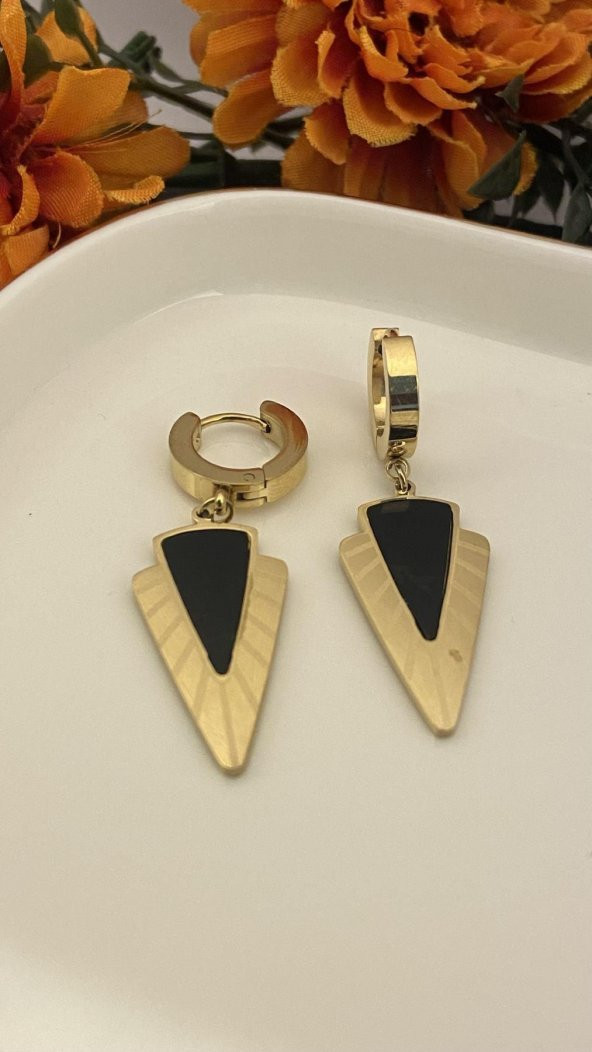 Aksesuar Çarşısı Üçgen Figurlu Siyah Mineli Küpe - Resim 2