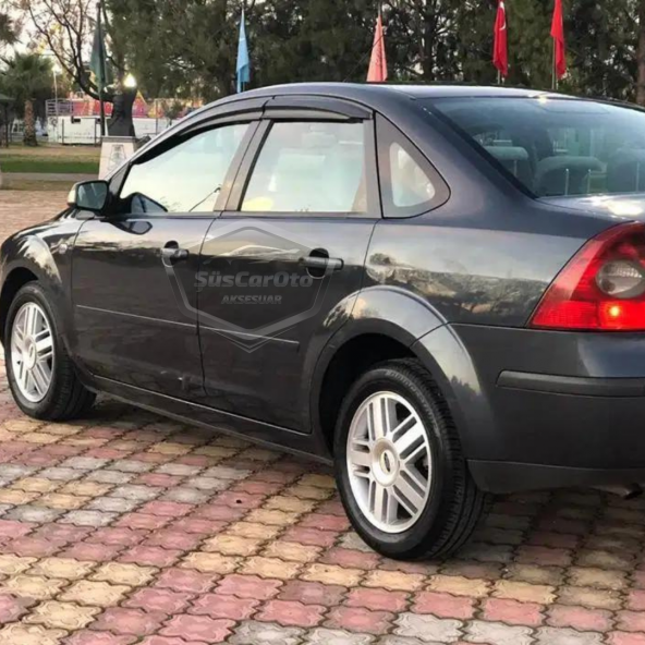 Ford Focus 2 - 2.5 Sedan 2004-2011 Uyumlu Mugen Cam Rüzgarlığı Seti Piano Black 4lü İthal - 6