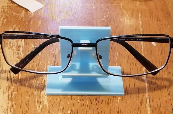 Gözlük Tutucu, Desteksüz Plastik Aparat