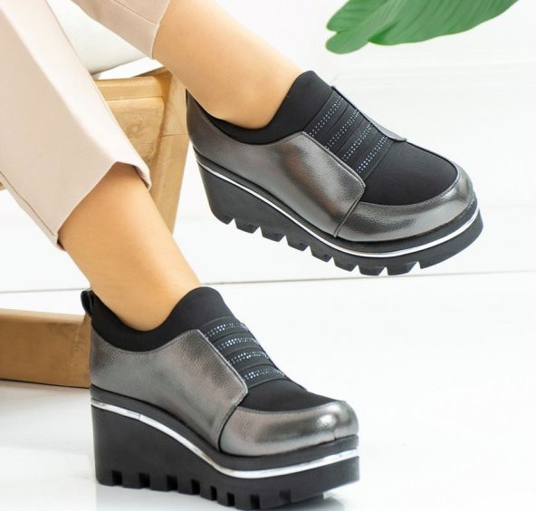 CASSO ORTOPEDİK PLATFORM YÜKSEK TABAN STREÇLİ KOLAY GİYİM TAŞ DETAY KADIN GÜNLÜK DOLGU AYAKKABI