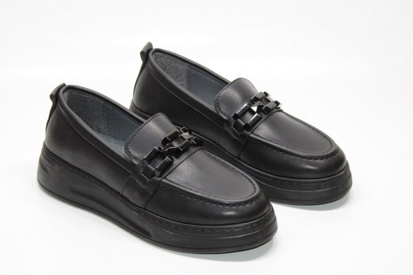 CASSO ORTOPEDİK YÜKSEK TABAN BAĞSIZ KOLAY GİYİM ZİNCİR TOKA DETAY KADIN GÜNLÜK CASUAL AYAKKABI