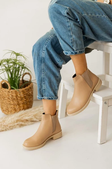 Kenar Lastik Detaylı Kısa Topuklu Chelsea Hafif Rahat Kışlık Klasik Kadın Bot  Bootie - 7