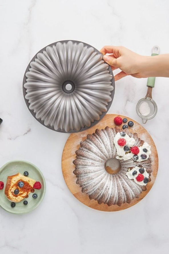 Cake Pro Dilimli Antrasit Döküm Kek Kalıbı - 2