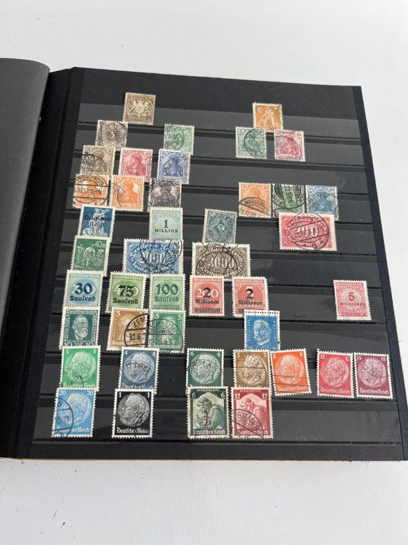 Avrupa Pul Koleksiyonu Albümü 640 Adet - Yabancı Pul A-004 - Resim 3