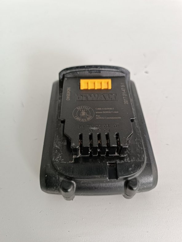 Dewalt 20V 1.3Ah Li-ion Akü DCB207 2.El - 7