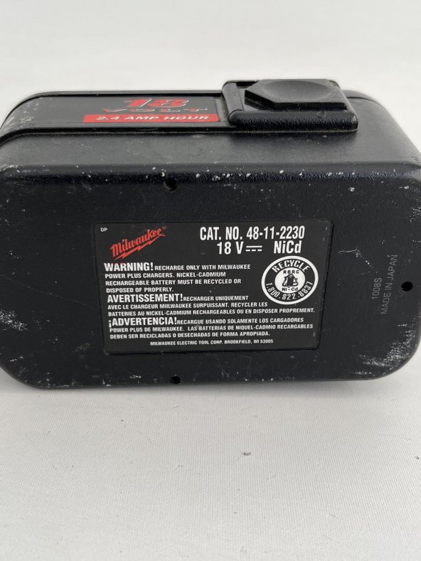 Milwaukee 18V 2.4Ah Li-ion Akü 48112230 2.El - 6