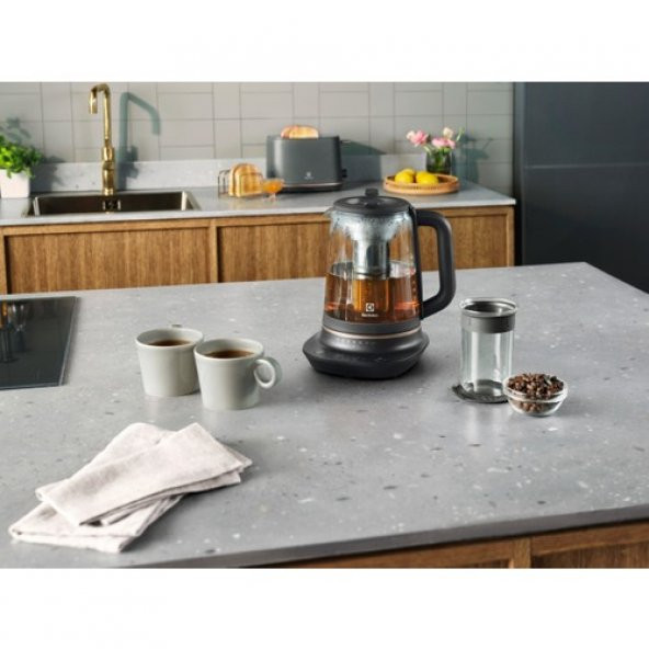 Electrolux Explore 7 E7gk1-8bp 2000 W 1,7 L Demlik Kutulu Cam Su Isıtıcısı - 4