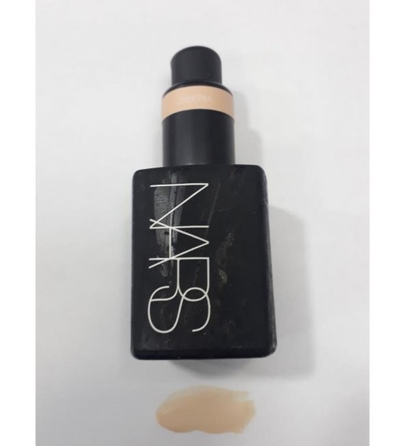 Nars Firming Fondöten 30 ml Refill Siberia
