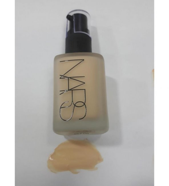 Nars Sheer Matte Fondöten Gobi Light 2 Refill 30 ml