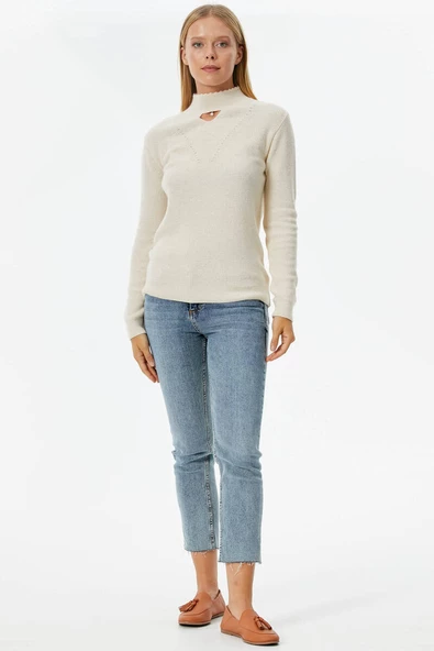 Damla Yaka İnci Detaylı Triko Kazak - Kemik - Resim 2