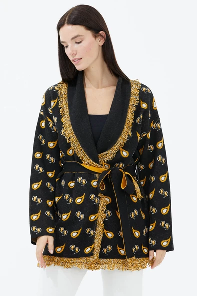 Şal Yaka Püsküllü Damla Desenli Triko Hırka - Siyah - Resim 3