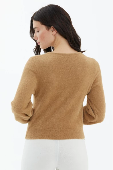 Açık Yaka Yumoş Triko Kazak - Kamel - Resim 4