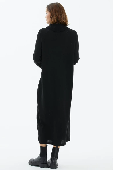 Degaje Yaka Önü Saç Örgülü Triko Elbise - Siyah - 4