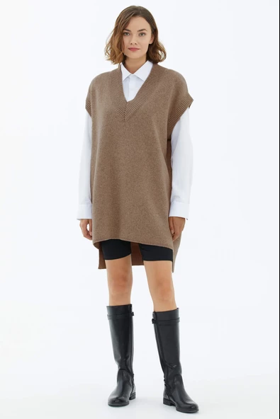 V Yaka Uzun Triko Süveter - Sütlü Kahve - Resim 3