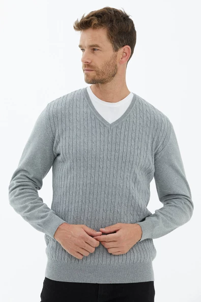 Süet Garnili Saç Örgülü Triko Kazak - Açık Gri - Resim 2