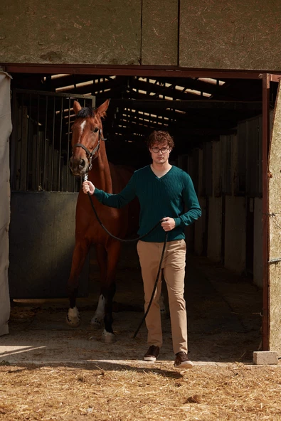 Süet Garnili Saç Örgülü Triko Kazak - Yeşil - Resim 2