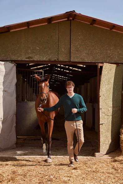 Süet Garnili Saç Örgülü Triko Kazak - Yeşil - Resim 3