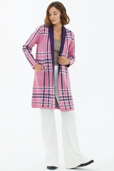 Şal Yaka Ekose Desenli Triko Hırka - Pembe - Resim 2