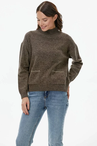 Dik Yaka Cepli Triko Kazak - Kahve