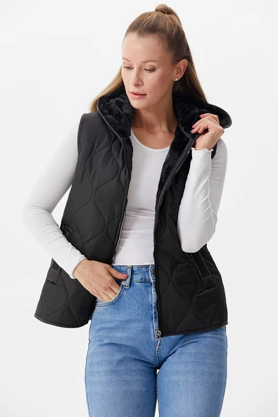 İçi Peluş Kürklü Kapüşonlu Kapitone Yelek - Siyah - 2