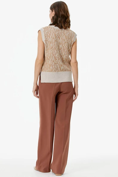 V Yaka Desenli Triko Süveter - Açık Bej - Resim 5