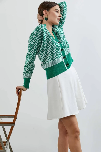 Düğmeli Geometrik Desenli Triko Hırka - Yeşil - Resim 2