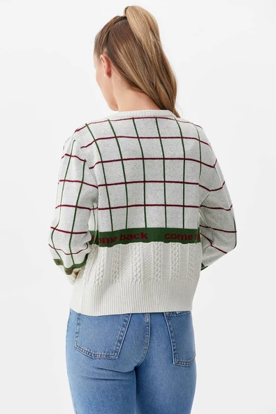 Kare Desenli Triko İkili Hırka Takım - Beyaz - Resim 4