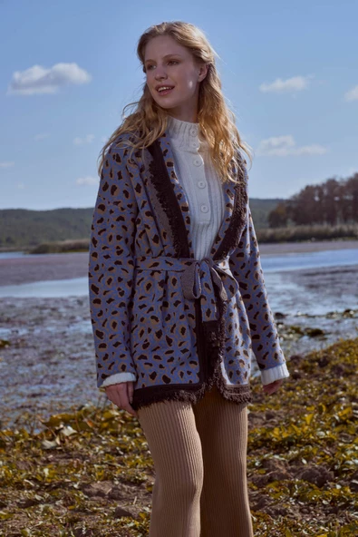 Şal Yaka Püsküllü Kemerli Leopar Desenli Triko Hırka - Mavi