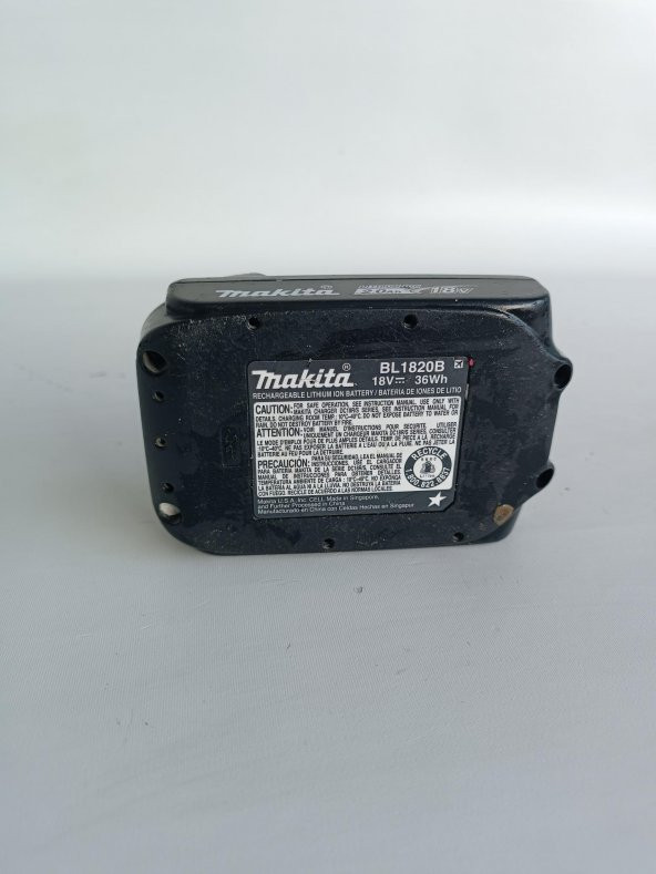 Makita 18.0V 2.0Ah Li-ion Akü BL1820B 2.El - 3