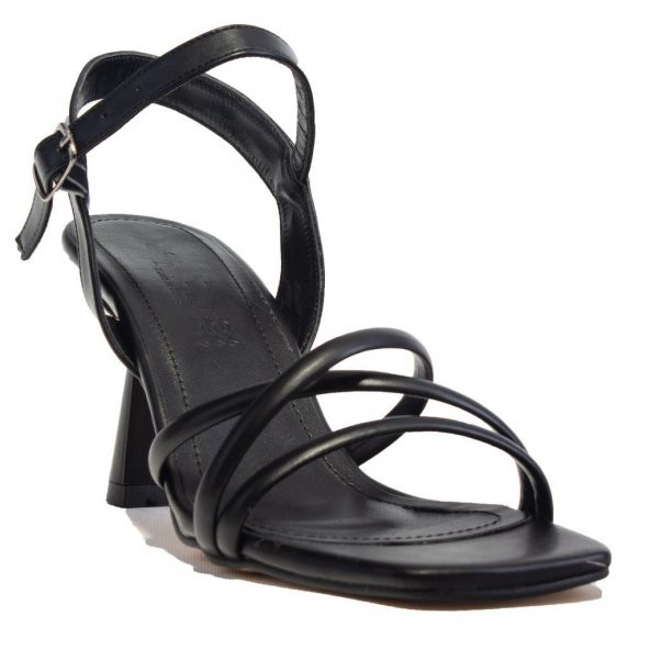 Dagoster DZA07-11792003 Siyah Klasik Topuklu Kadın Ayakkabı