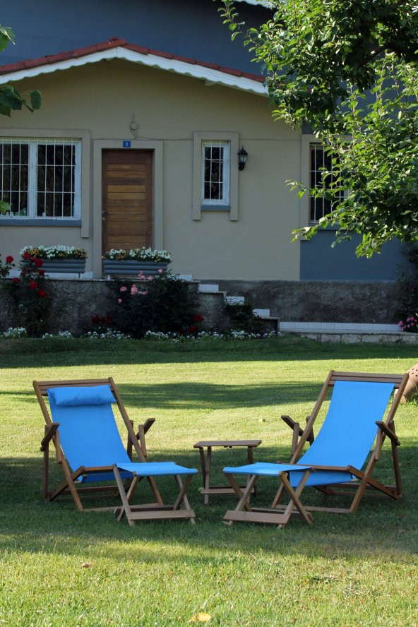 Su Geçirmez Kumaşlı ve Ayak Uzatma Tabureli Katlanır 2li Ahşap Şezlong Seti