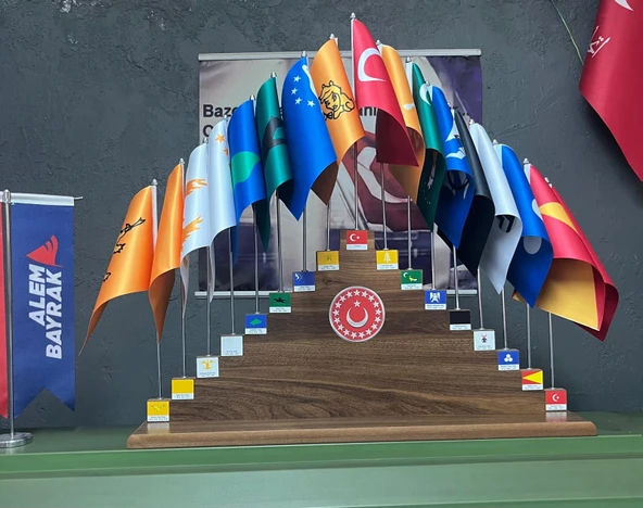 17 Li Türk İmparatarolukları Bayrak Seti ürün görseli 1