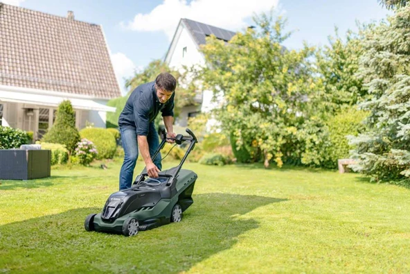 Bosch AdvancedRotak 36-650 Akülü Çim Biçme Makinesi - 2