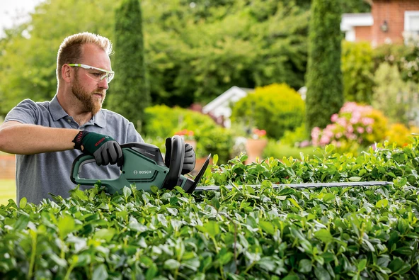 Bosch AdvancedHedgeCut 70 Çit Kesme Makinesi - 2