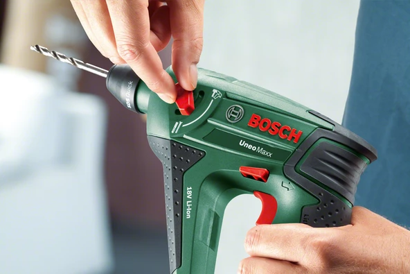 Bosch UNEO MAXX 18 V Çift Akülü Kırıcı Delici (2 x 2,5 Ah) - 2