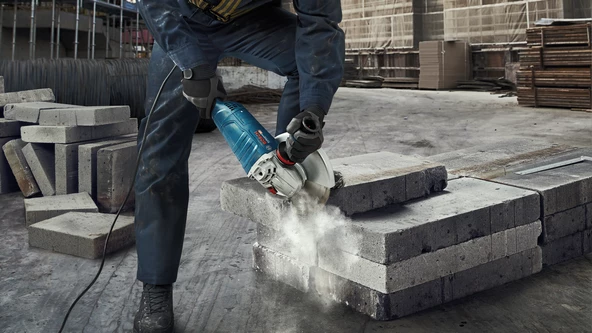 Bosch Professional GWS 24-230 P Büyük Taşlama Makinesi - 2