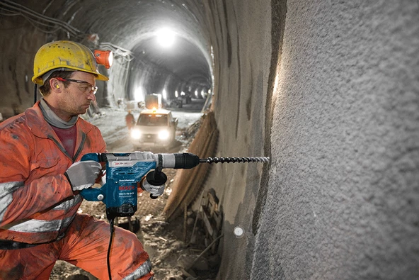Bosch Professional GBH 5-40 DCE Kırıcı Delici - 3