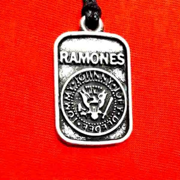 Ramones Kolye