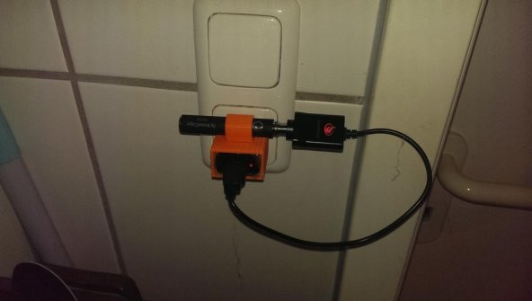 E-Sigara Şarj Tutucu Evod 2 Plastik Aparat