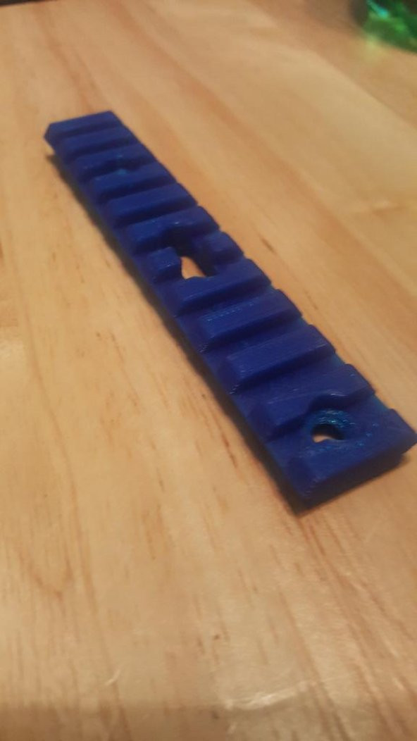 Keymod Rayı Plastik Aparat - 2