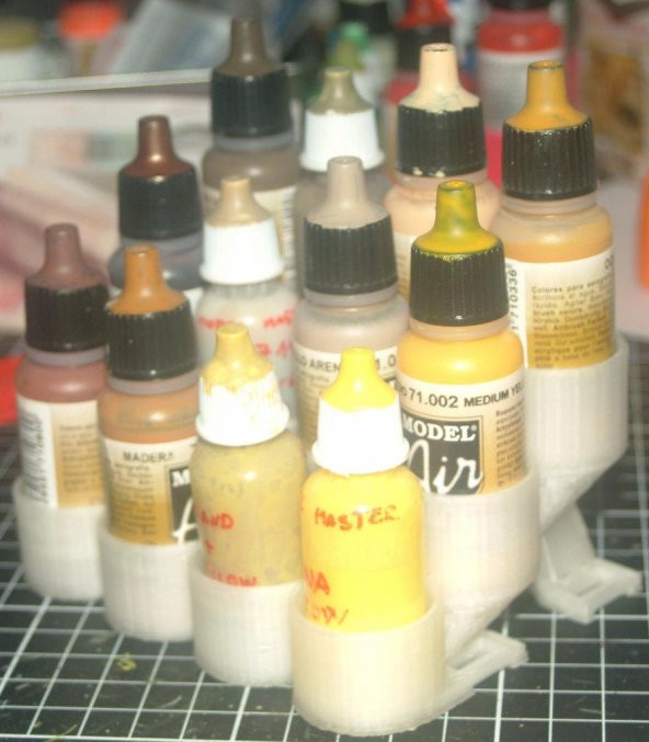Vallejo Air İçin Airbrush Boya Standı 17Ml Plastik Aparat - 1