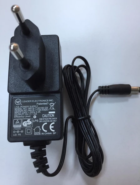 Yeni 12 Volt 1.5 A Modem-Router Switch Mode Adaptör