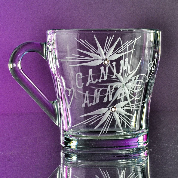 DECOCIA Kişiye Özel Cam kupa 205CC İsimli ve Yazı Kişiselleştirilebilir El İşlemesi ürün görseli