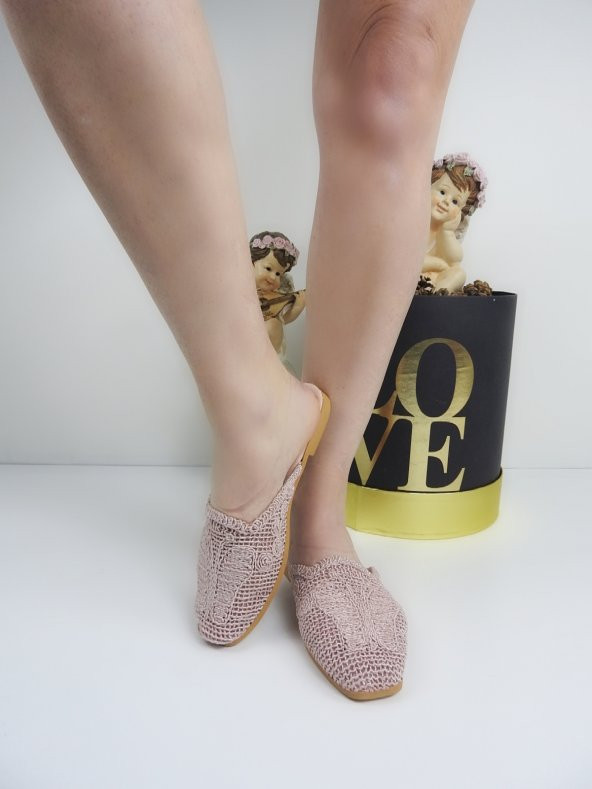 Sue Pudra Hasır Işlemeli Önü Kapalı Terlik - Resim 3