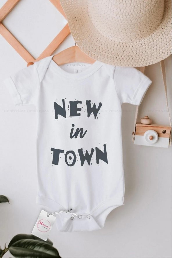 New in Town Hediyenza Özel Tasarım Bebek Zıbın Pamuklu Çıtçıtlı Body Bebek Hediye