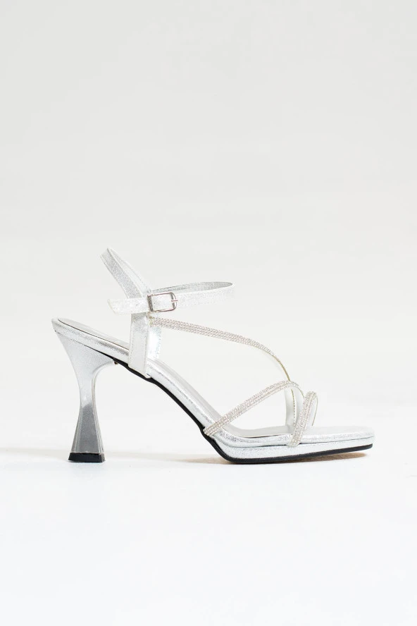 Kadın Abiye İnce Yüksek Topuk Platform 3 Üç Bantlı Çapraz Taşlı Bilekten Bağlı Gece Ayakkabı 6000 - 12