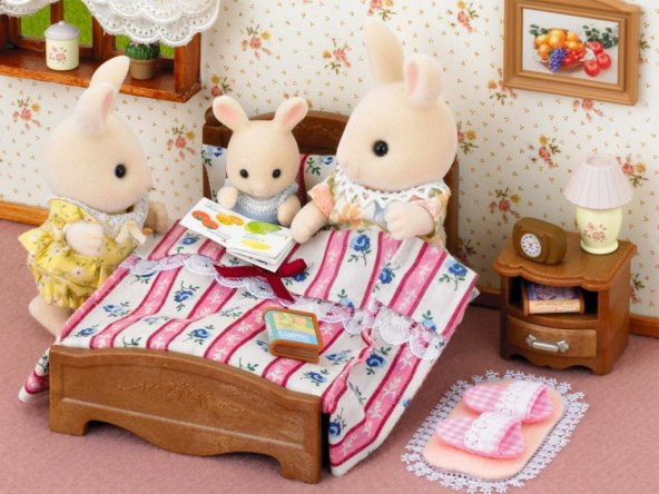 Sylvanian Families Semi Double Bedrom Oyun Seti Aksesuarları - 3