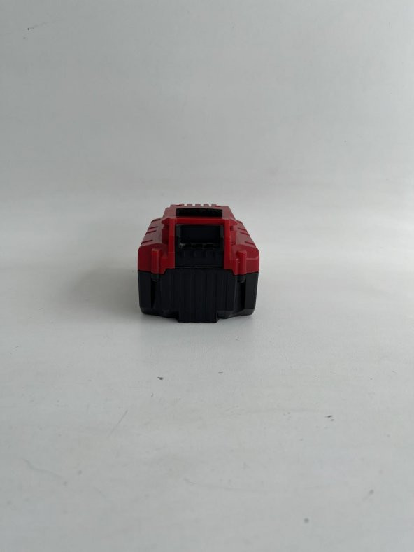 Power Tool 20V 4.0Ah Li-ion Akü PCC685L (Kutusuz) - Resim 3