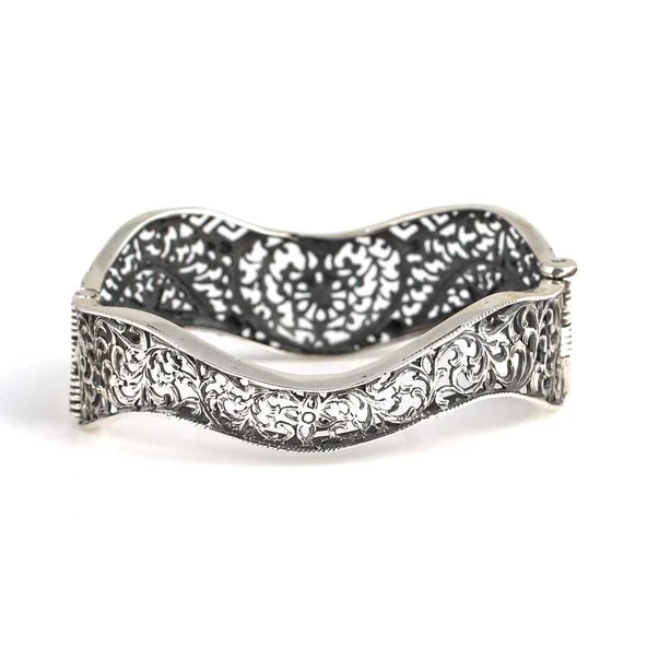 925 Ayar Gümüş Oval Esli Kalp Figürlü Bilezik - Resim 6